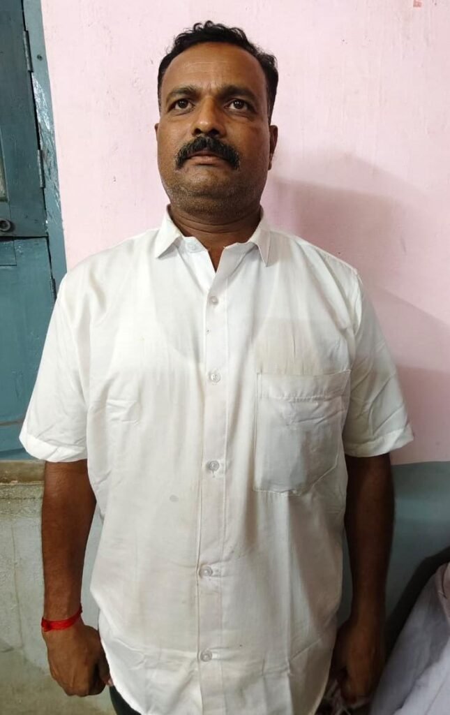ಅಕ್ರಮ ಸಂಬಂಧ ಹಿನ್ನೆಲೆ ಪತಿ ಕೊಲೆ : ಪತ್ನಿ ಸೇರಿ ಇಬ್ಬರ ಬಂಧನ